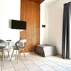 Le Village Aparthotel
