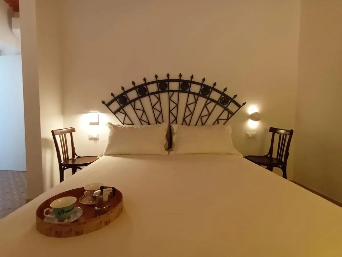 Affittacamere Sobborgospina47 Sarzana Italia